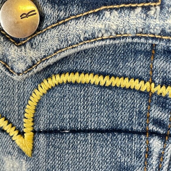 Vigoss Premium BOOT CUT Jeans Size 9 10 Medium Wash Denim Blue EMBROIDERED - Picture 14 of 15